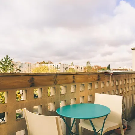 Superbe Appartement, 1min Du Tramway, Parking, A/c Apartment *